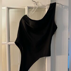 One shoulder bodysuit - size XL